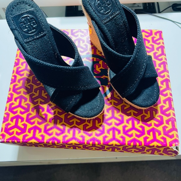 Tory Burch Kristen Fabric Espadrille (Size 5) - Picture 3 of 9